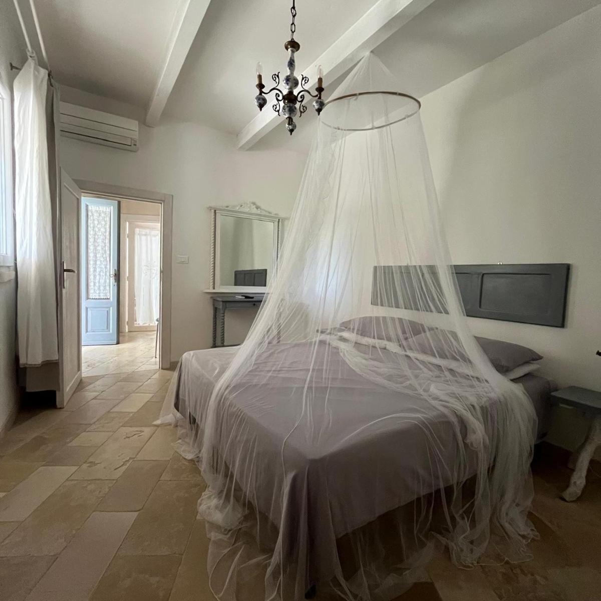 Holiday Home Trullo Antico Ostuni Εξωτερικό φωτογραφία